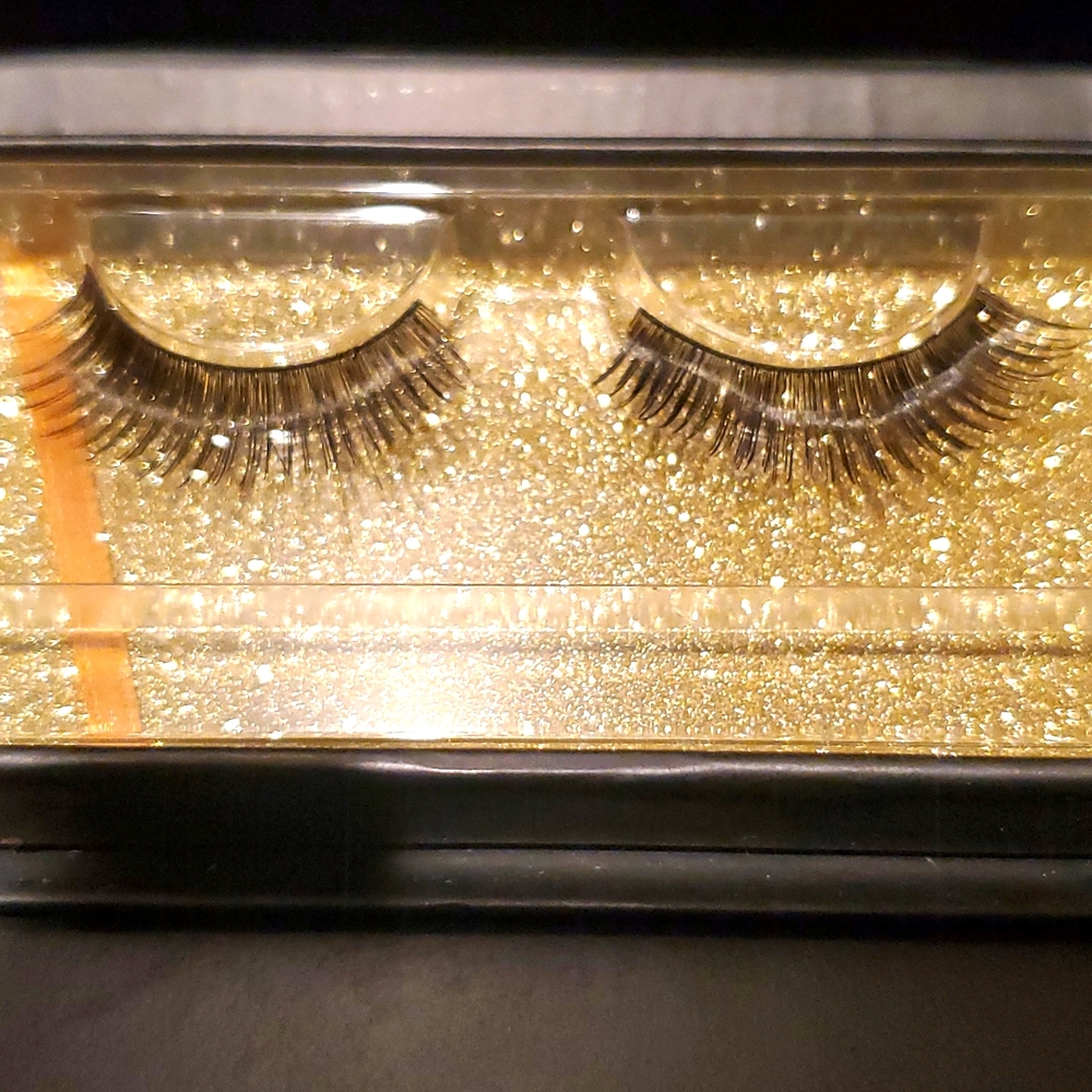 Lashes